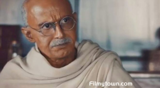 Rajesh Khera is convincing in his portrayal as Mahatma Gandhi in Swatantrya Veer Savarkar