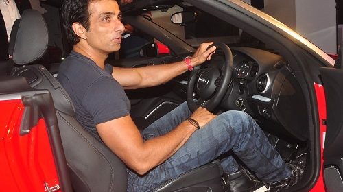 Sonu Sood trying the Audi A3